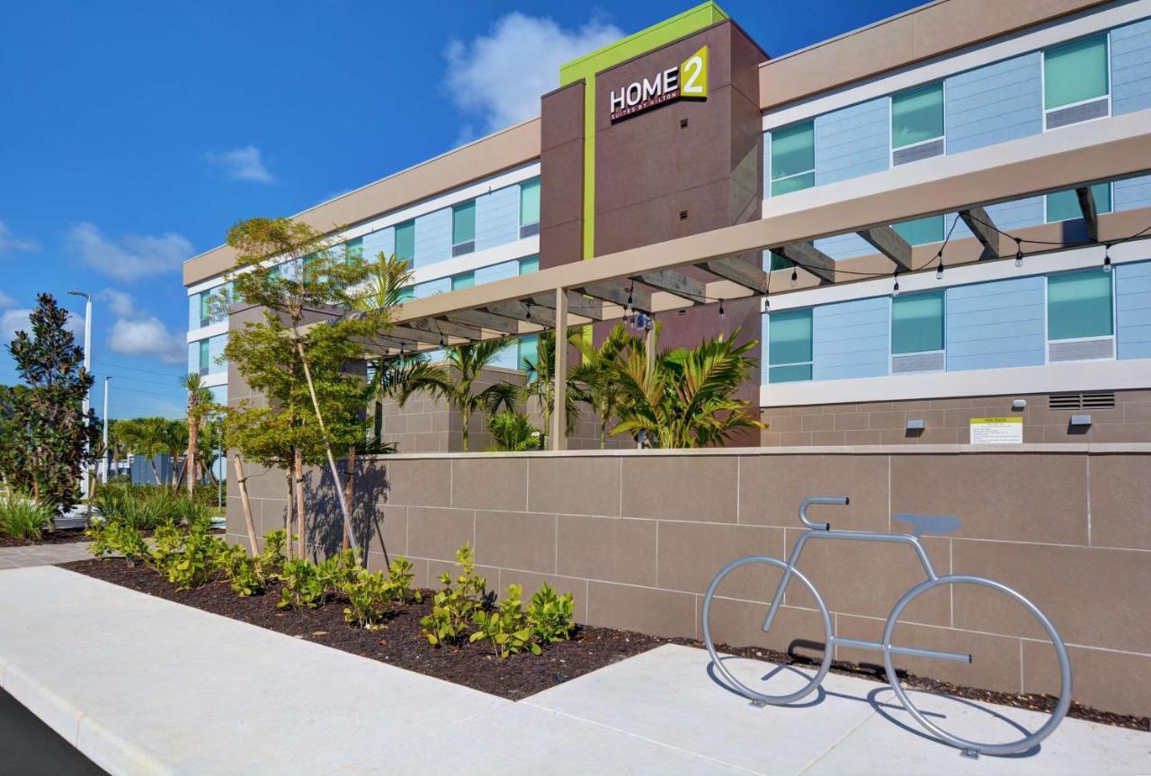 Home2 Suites By Hilton Fort Myers Colonial Blvd Exterior photo